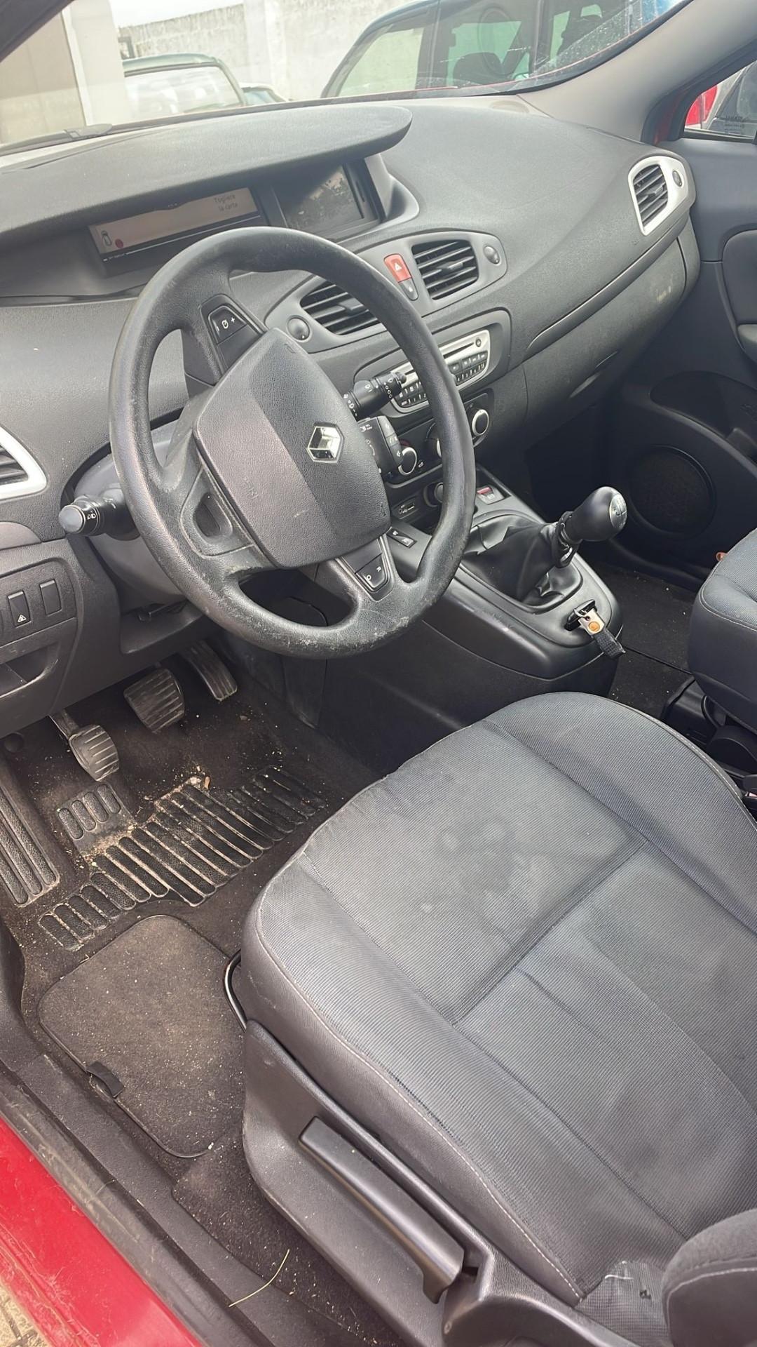 Renault Scenic 1.5 dCi 110CV 7 Posti