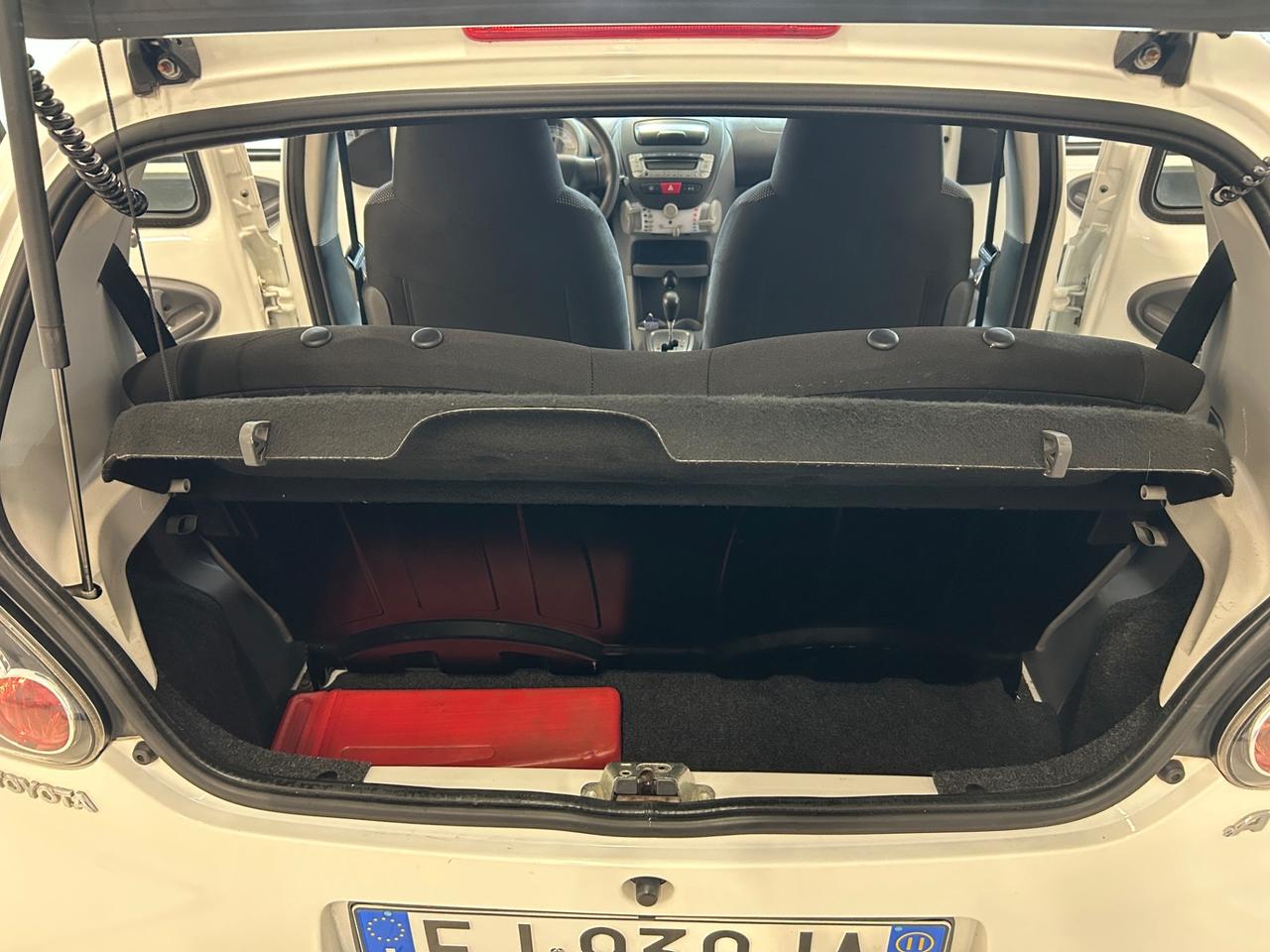 Toyota Aygo 1.0 benzina 50kw cambio automatico