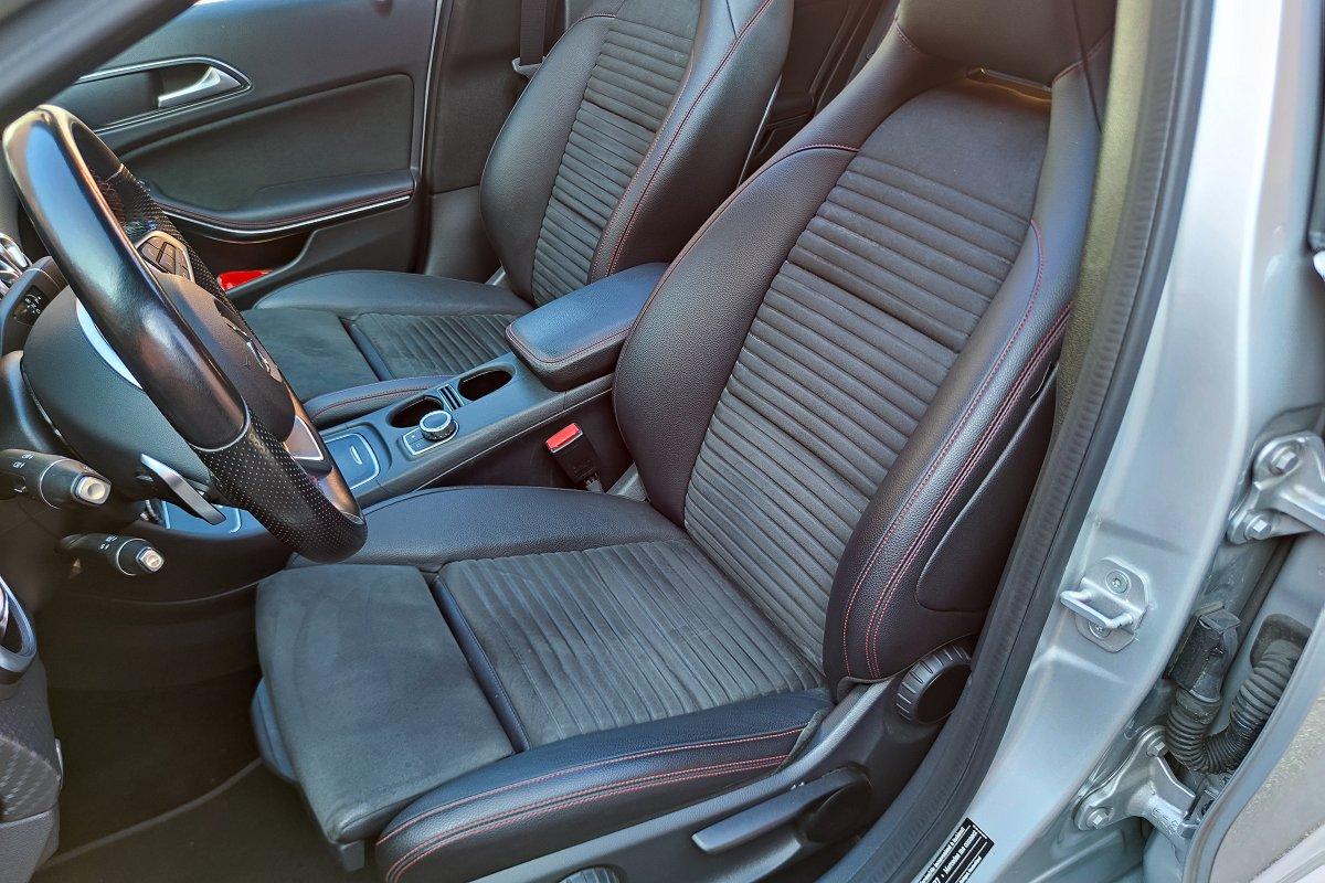 MERCEDES A 200 d Automatic 4Matic Premium