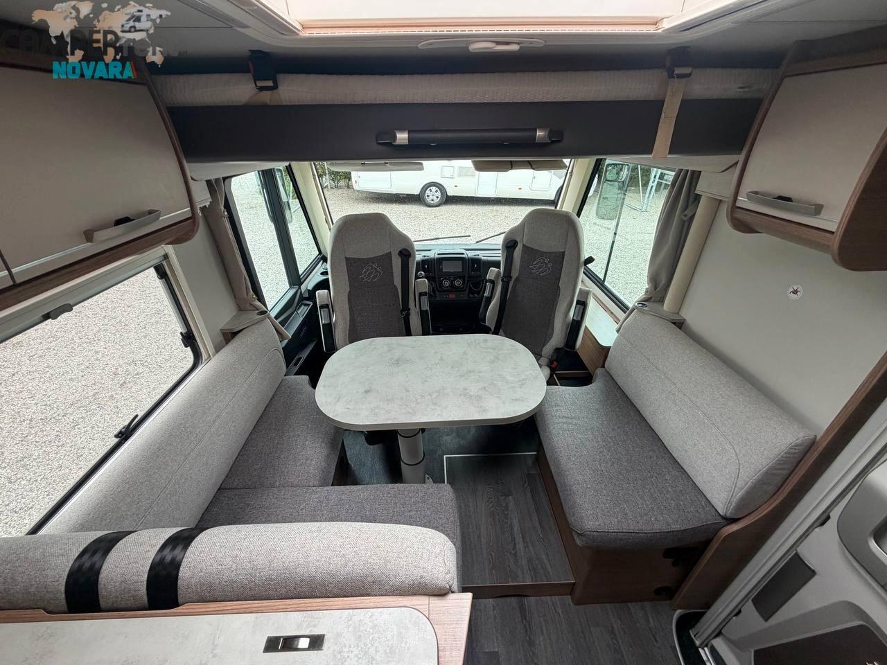 Knaus LIVE I 700 MEG MOTORHOME LETTI GEMELLI