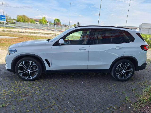 BMW X5 X5 Xdrive25d Business auto Pelle color Cognac, Parking Assistant Plus, Cerchi da 21, Tetto panoramico apribile