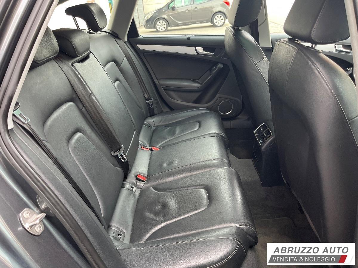AUDI A4 Avant 2.0 TDI 150CV TETTO + PELLE