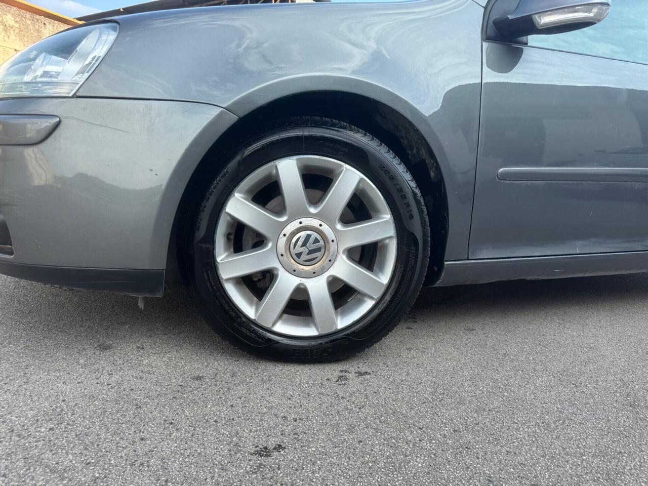 Volkswagen Golf 2.0 16V TDI 5p. Sportline