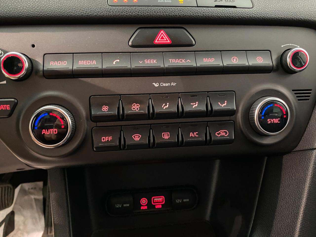 Kia Sportage 1.7 CRDI 141 CV DCT7 2WD Business Class