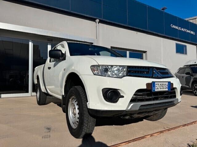 Mitsubishi L200 2.5 DI-D 136 cv 4p *iva compresa*