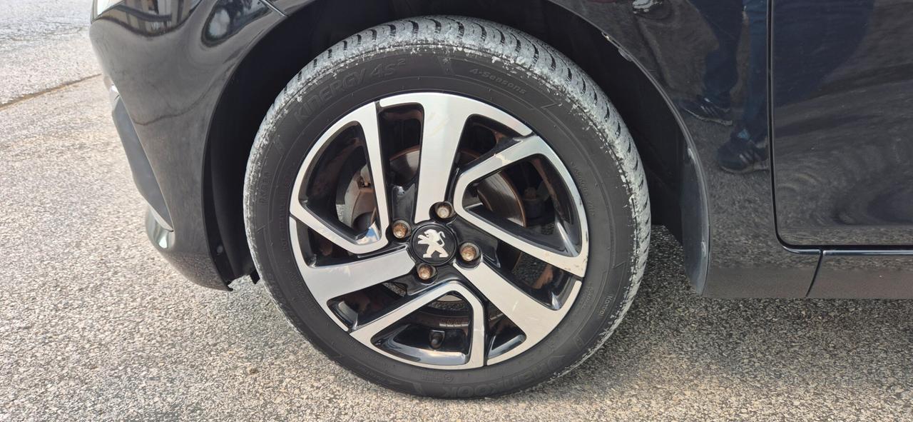 Peugeot 108 VTi 68 5 porte Active TOP NEOPATENTATI