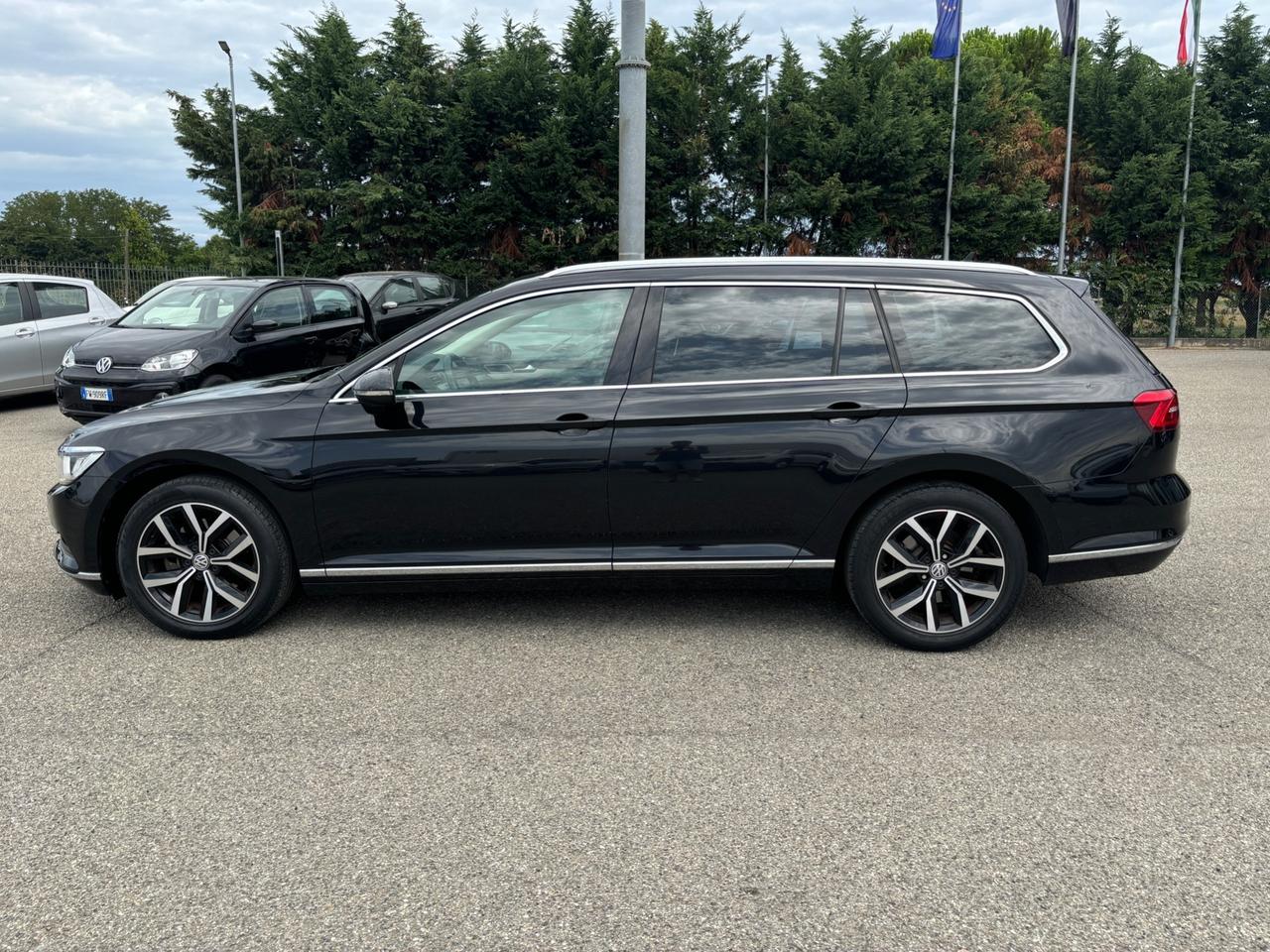 Volkswagen Passat Variant 2.0 TDI Highline BlueMotion Technology - 2015
