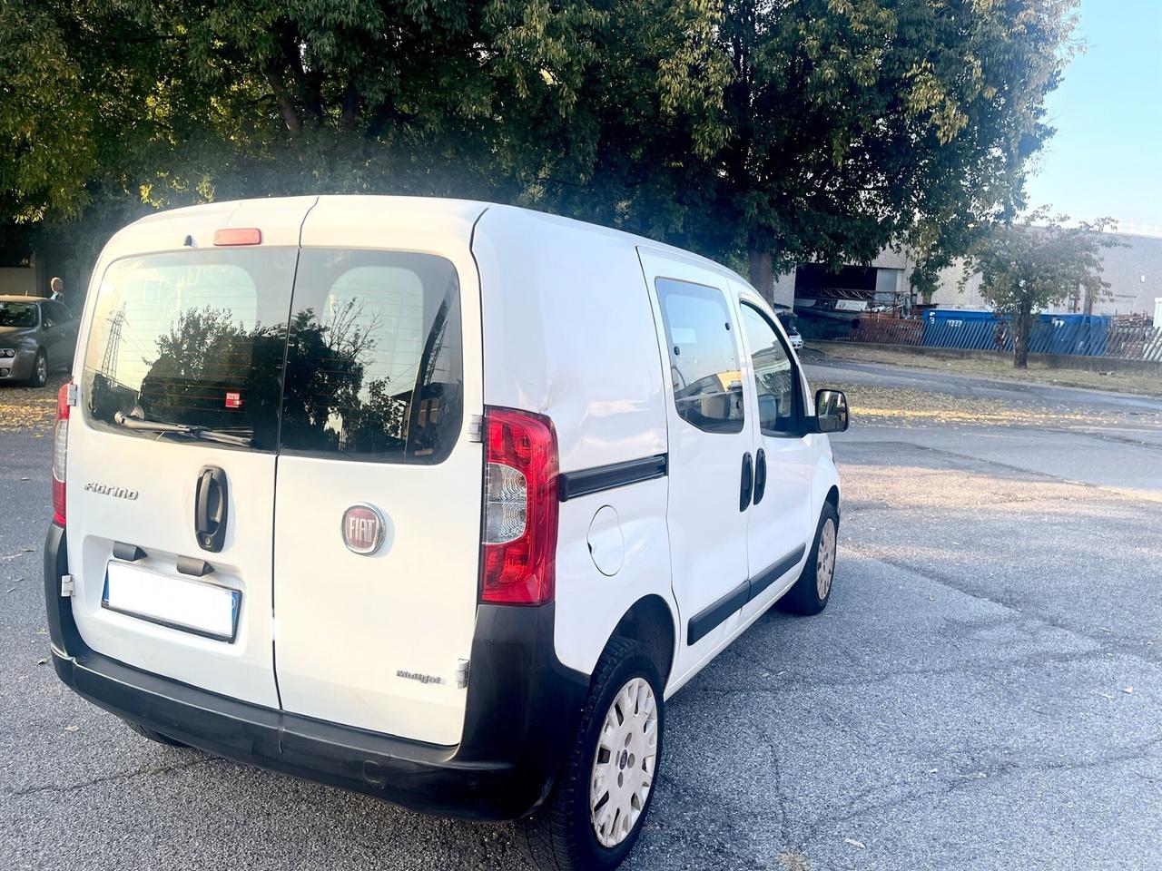 Fiat Fiorino 1.3 MJT 95CV Combi Semivetrato Neopatentati 5 posti 2011
