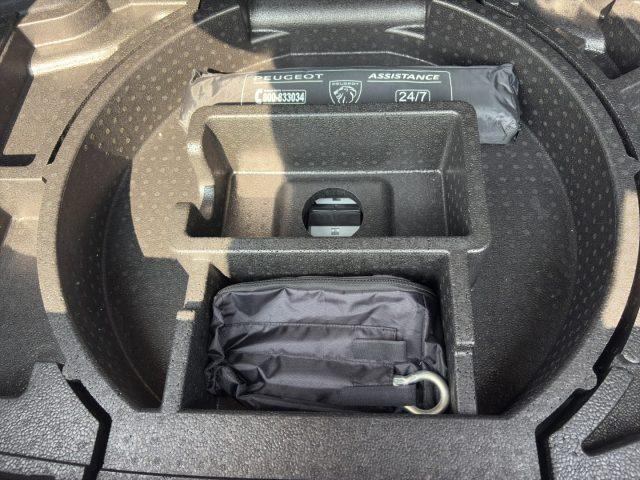 PEUGEOT 308 BlueHDi 130cv S&S EAT8 Allure