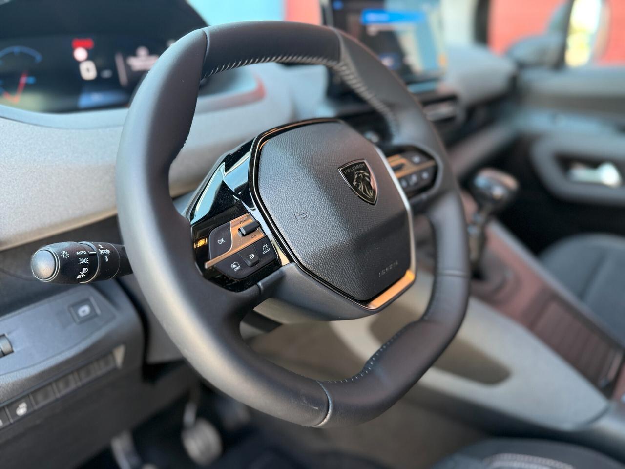 Peugeot Rifter Allure Auto per disabili 5+1