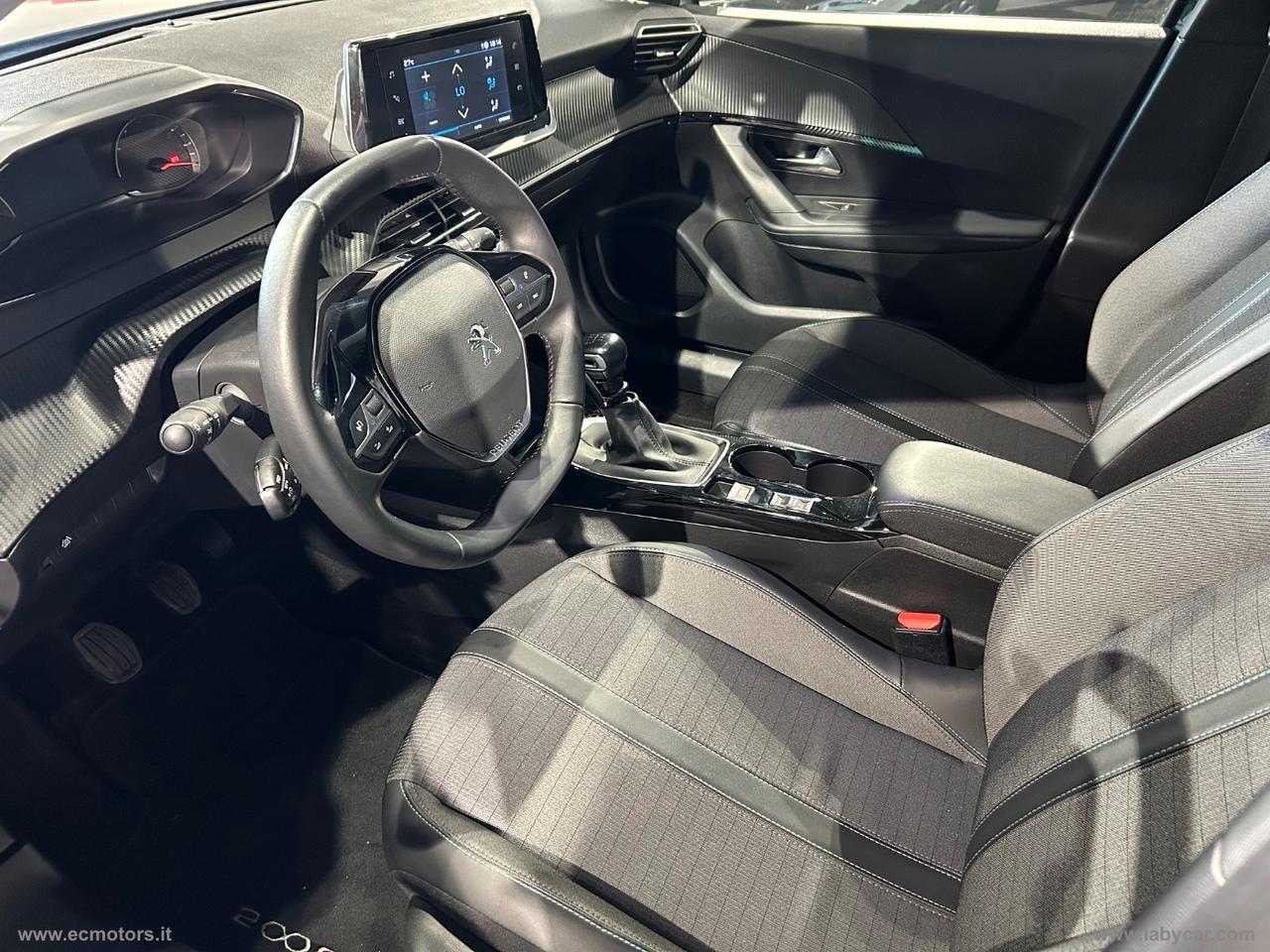 PEUGEOT 2008 BlueHDi 110 S&S Allure