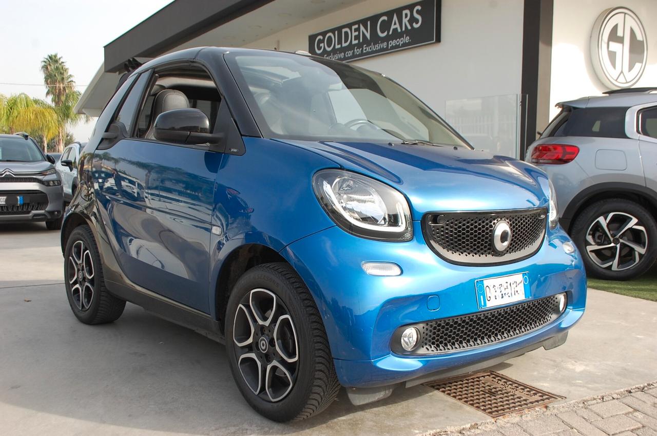 Smart forTwo Cabrio 0.9 t Prime 90CV twinamic Lega Pelle USB