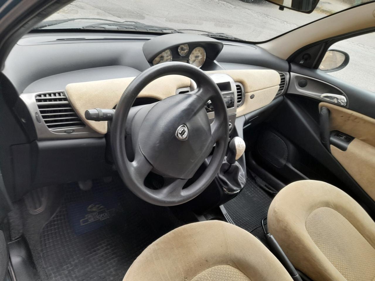 Lancia Ypsilon 1.3 Multijet