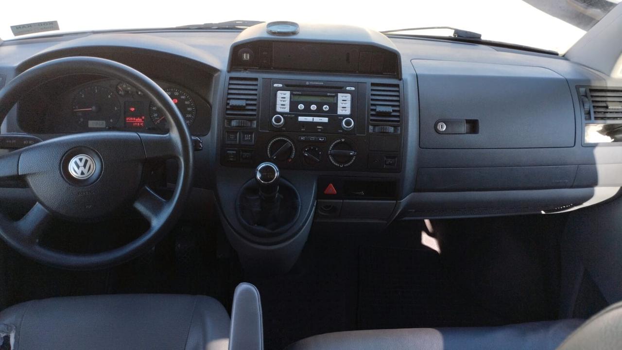 Volkswagen Transporter 2.0 TDI 140CV PL Kombi
