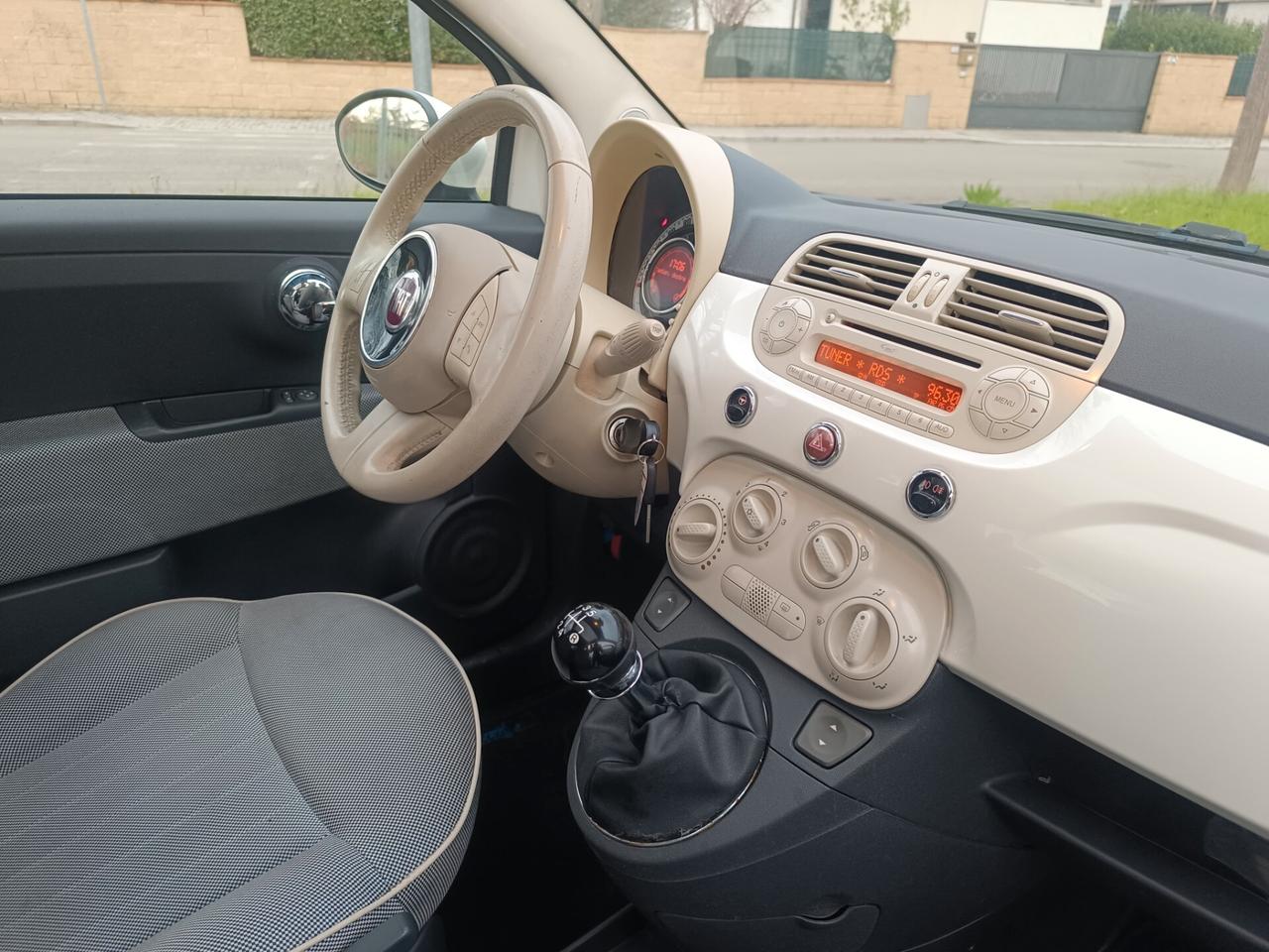 Fiat 500 1.2 Lounge SOLAMENTE 52.000 km