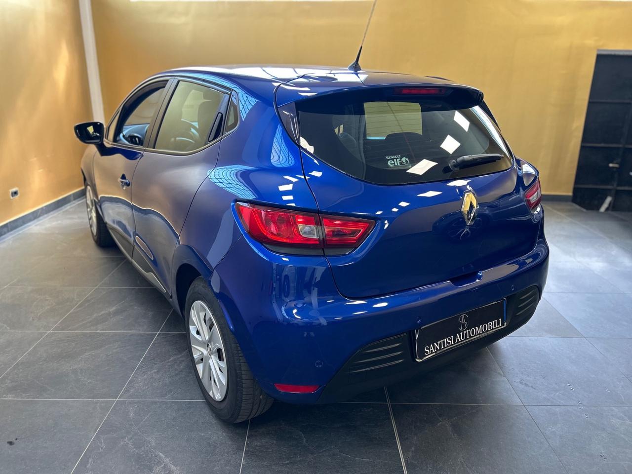 Renault Clio 1.2 75 CV 5 porte ZEN * 80.000KM *