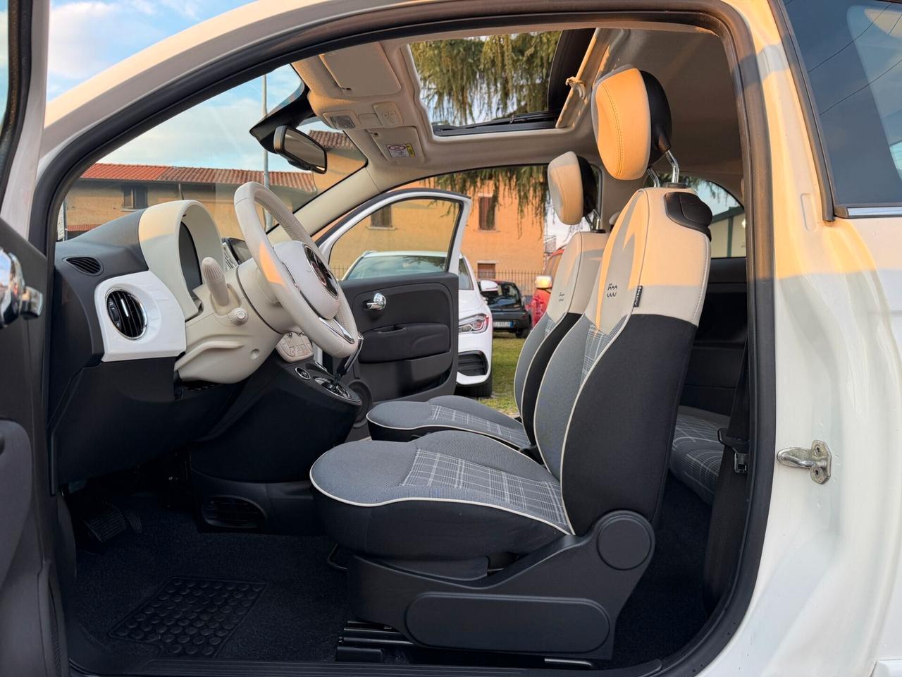 Fiat 500 1.2 Lounge AUTOMATICA TETTO PANORAMICO APRIBILE OK NEOPATENTATI