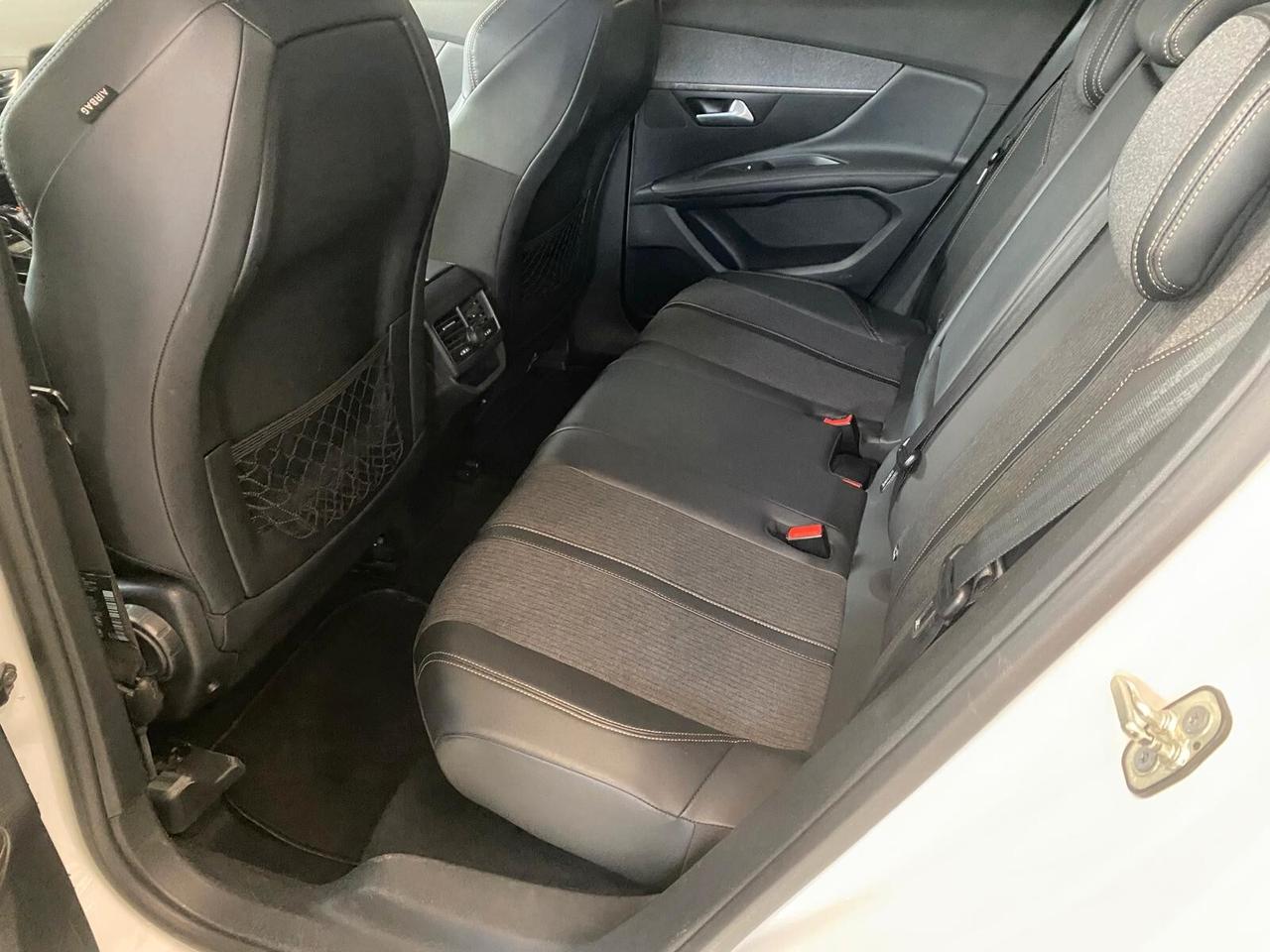 Peugeot 3008 BlueHDi 120 S&S EAT6 GT Line