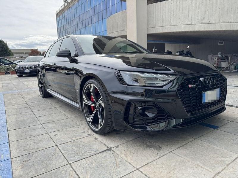 Audi RS4 Avant FSI quattro S tronic