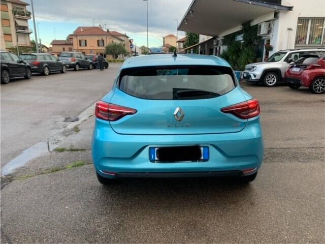 Renault Clio Hybrid E-Tech 140 CV Zen NEOPATENTATI