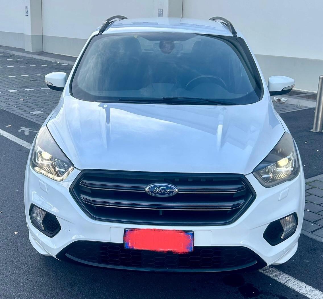 Ford Kuga 2.0 TDCI 150 CV S&S 4WD ST-Line Business