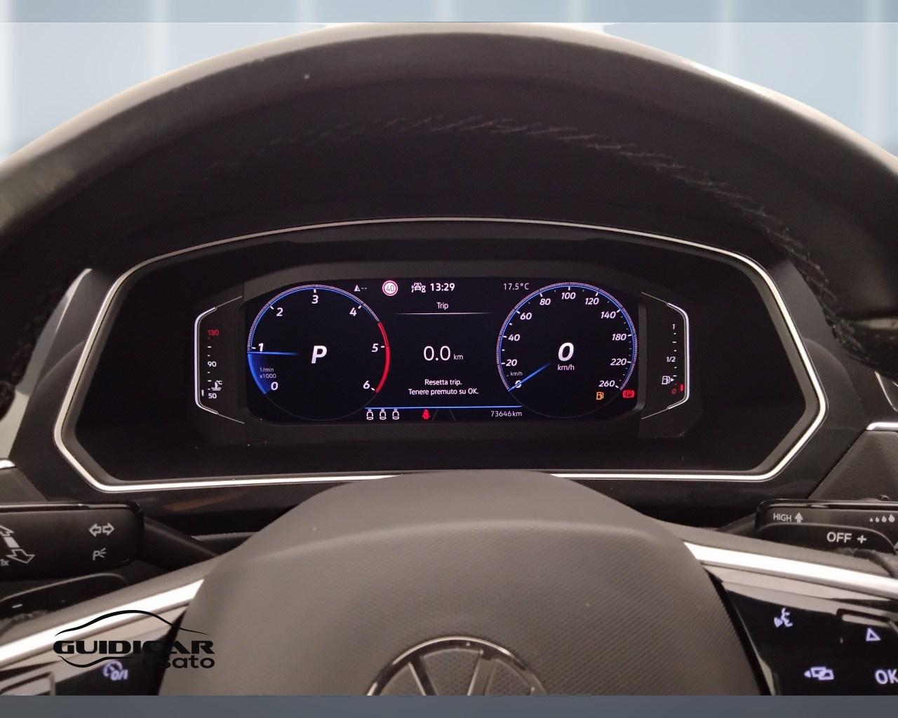 VOLKSWAGEN Tiguan II 2021 - Tiguan 2.0 tdi R-Line 150cv dsg