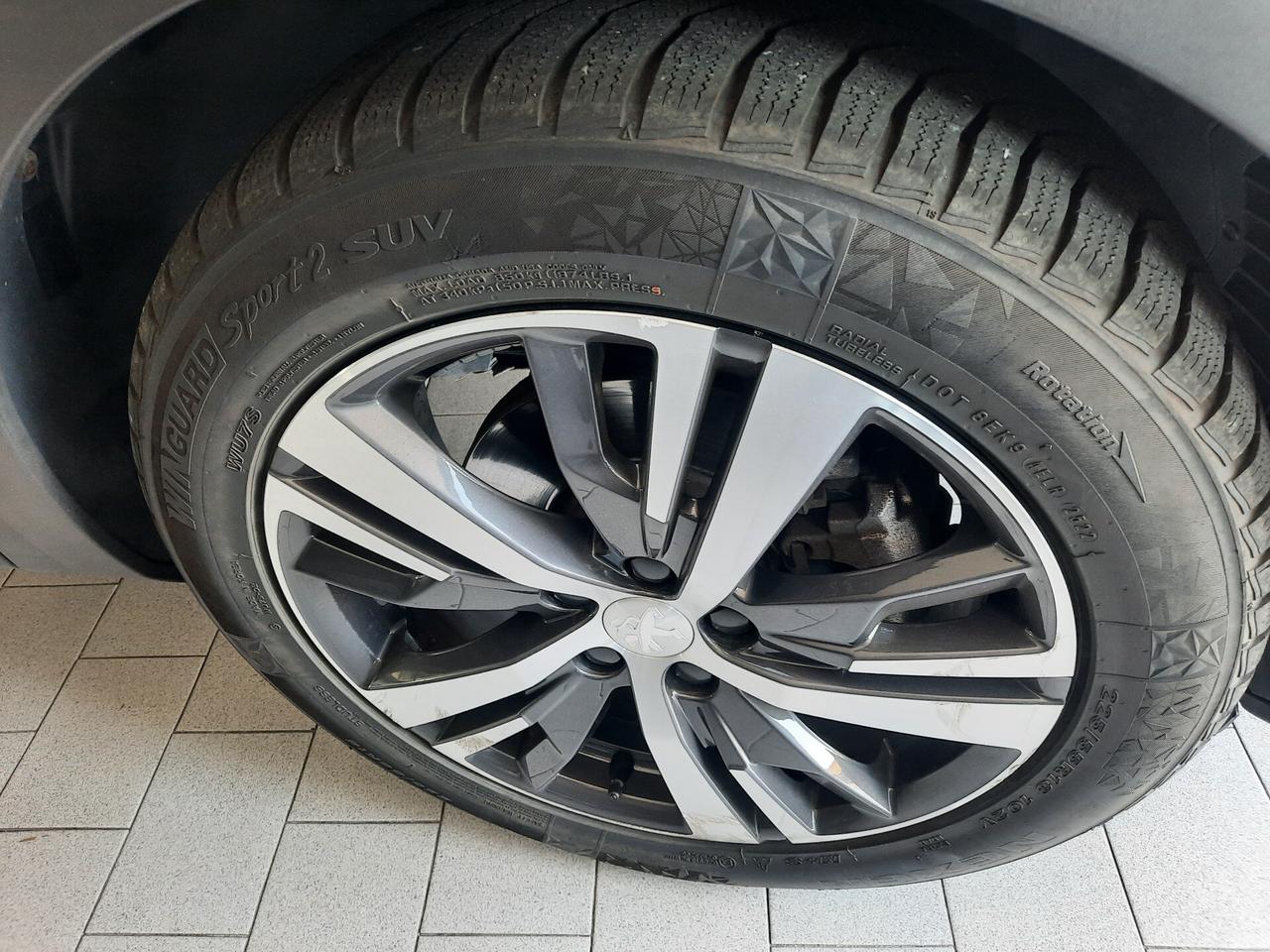 Peugeot 5008 BlueHDi 130 S&S EAT8 Allure Pack