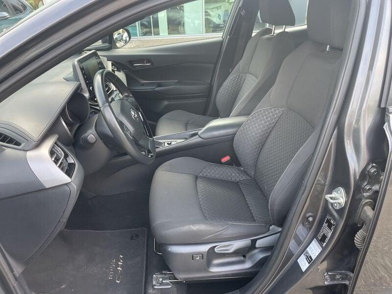 Toyota C-HR C-HR 1.8 Hybrid E-CVT Business