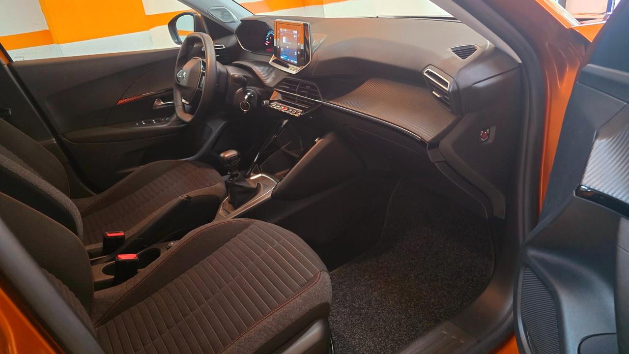 PEUGEOT 2008 PURETECH S&S 130CV CON SOLI 17MILA KM CAMBIO MANUALE
