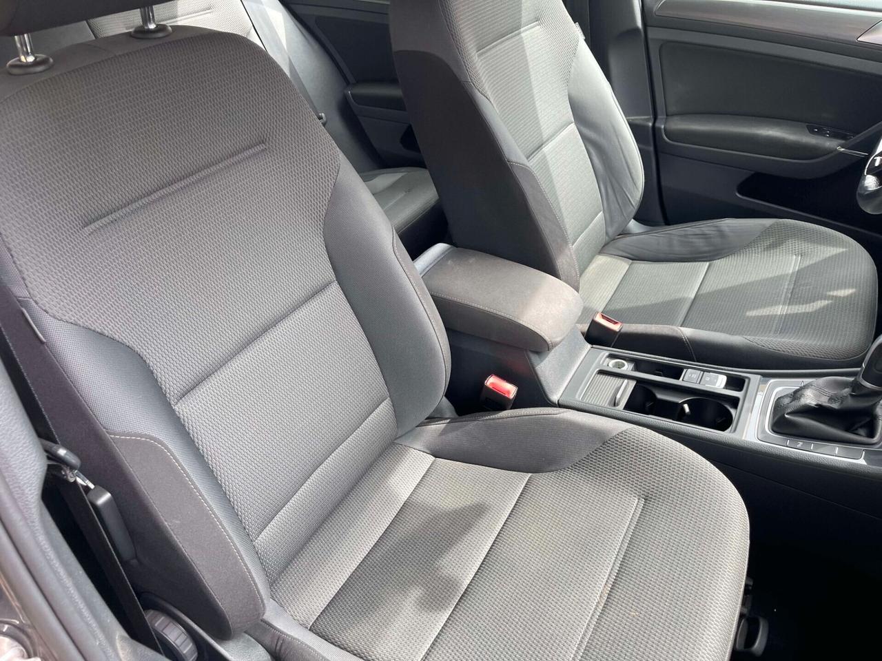 Volkswagen Golf 24 MESI DI GARANZIA AUTOMATICA DSG 1.6 TDI Executive BlueMotion Technology