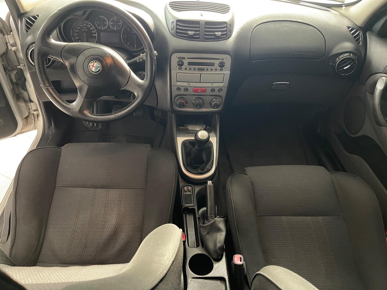 Alfa Romeo 147 1.9 JTD (120) 5 porte Murphy&Nye