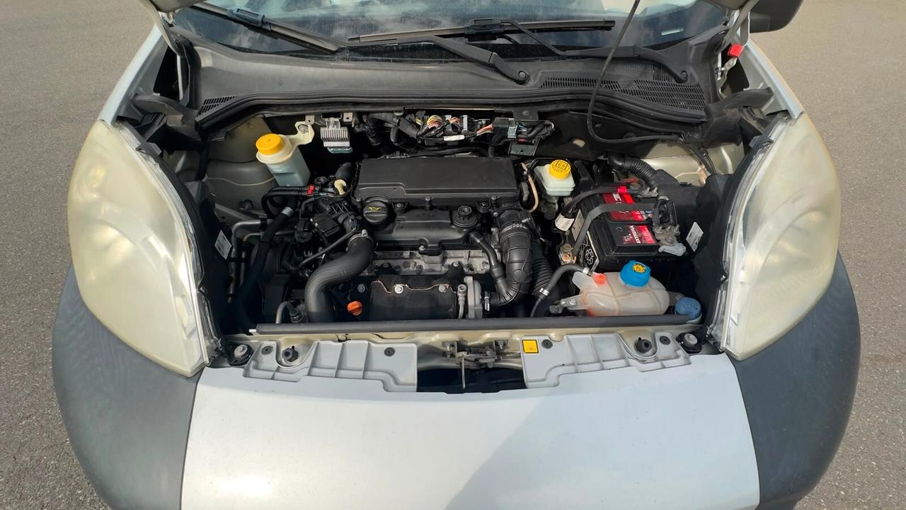 Peugeot Bipper 1.4 HDi 70CV