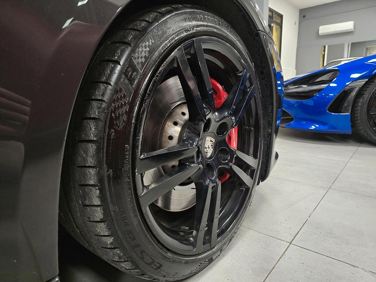 Porsche Panamera 4.8 TURBO TAGLIANDATA_CARBONGRAU _TETTO_LIFT_SPORT