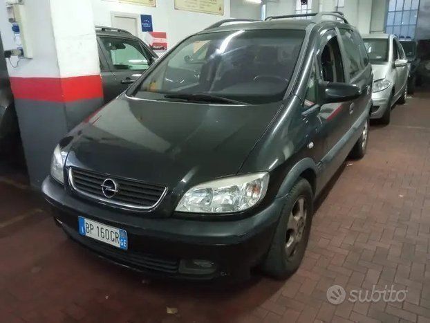 Opel Zafira 2.0 dti 16v Comfort 7 POSTI