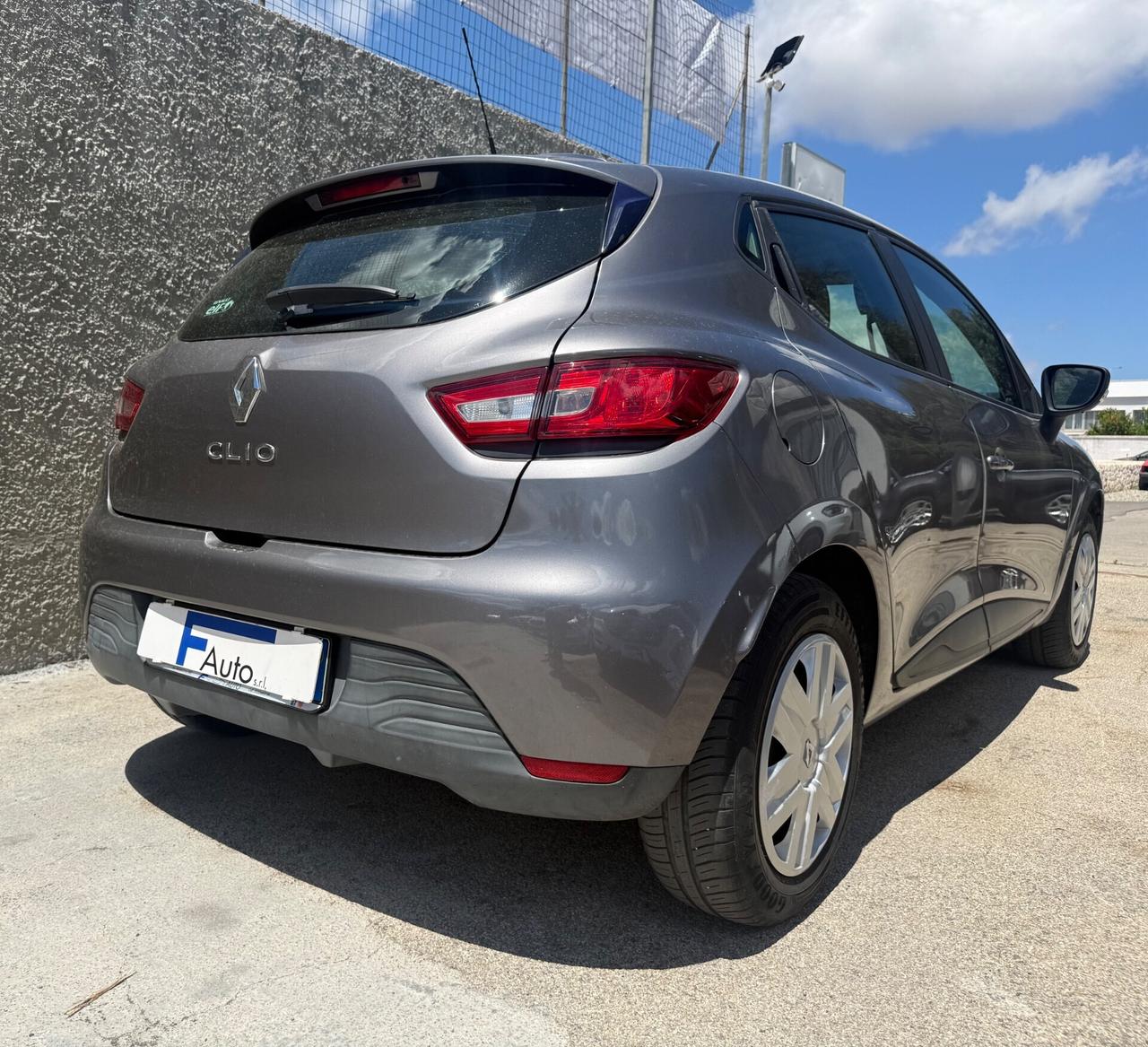 Renault Clio 1.2 75 CV BENZINA 5P. ,Clima,Bluetooth,ecc.