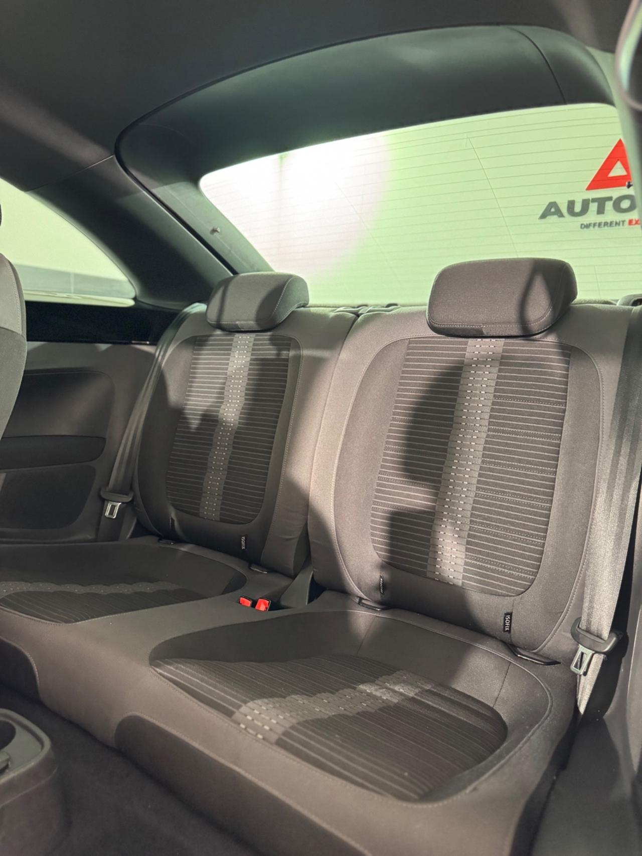 Volkswagen Maggiolino 2.0 TDI DSG Sport