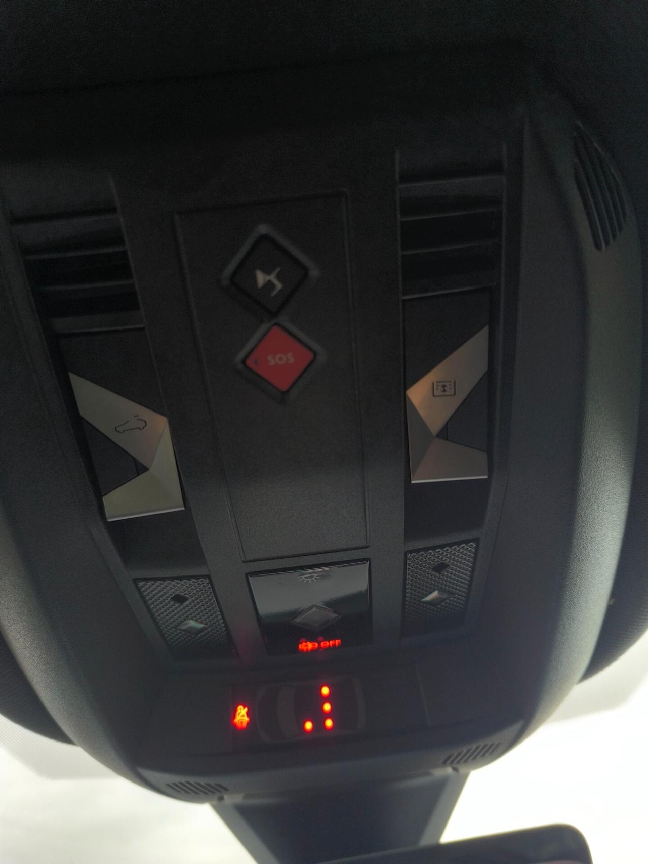 DS 7 PERFORMANCE LINE++1.5 HDI FULL LED/NAV/ TETTO