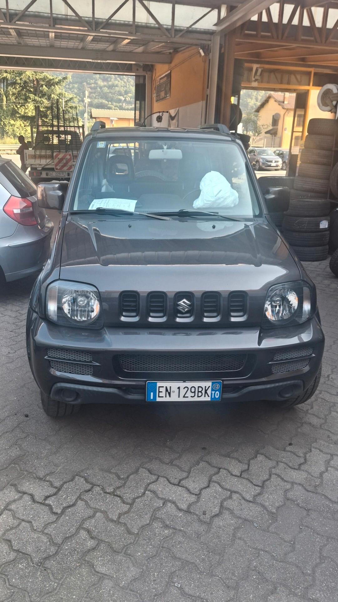 Suzuki Jimny 1.3i 16V cat 4WD JLX