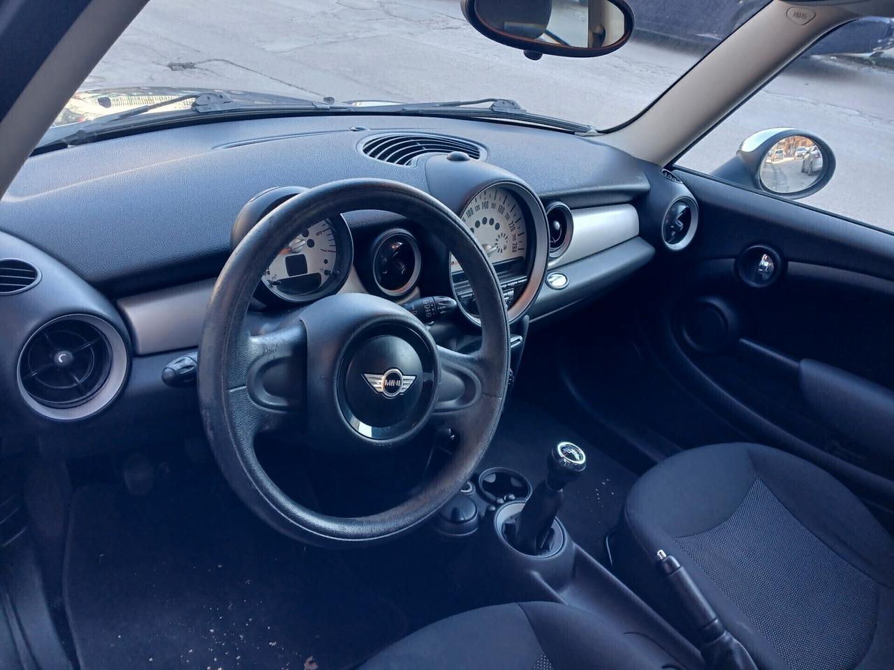 Mini 1.6 16V Cooper D