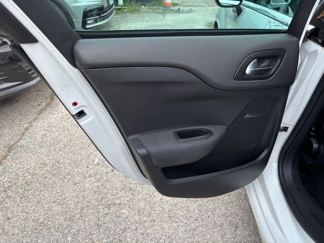 Citroen DS4 1.6 e-HDi 110cv So Chic OK Neopatentati