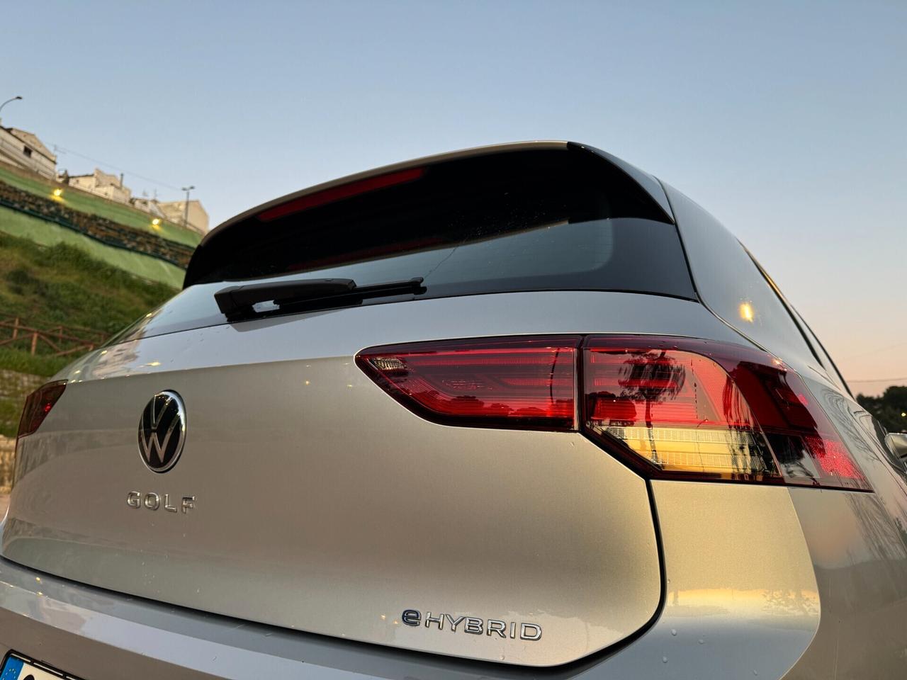 Volkswagen Golf 1.4 TSI eHYBRID 204 CV DSG Style