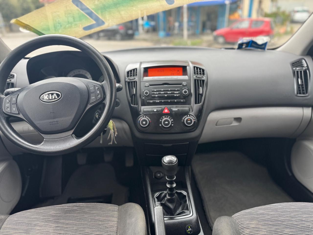 Kia Ceed cee'd 1.4 109CV 5p. LX Bi-Fuel