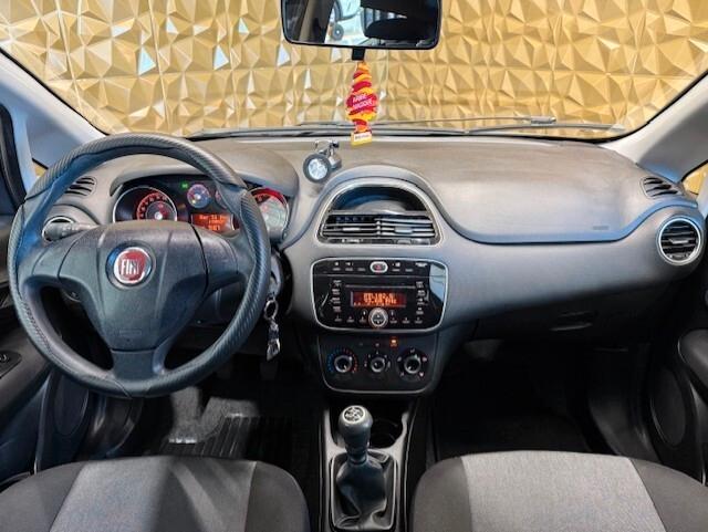 Fiat Punto 1.2 8V 5 porte Street
