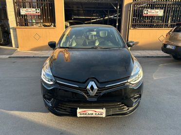 Renault Clio dCi 8V 75 CV 5 porte Moschino Zen