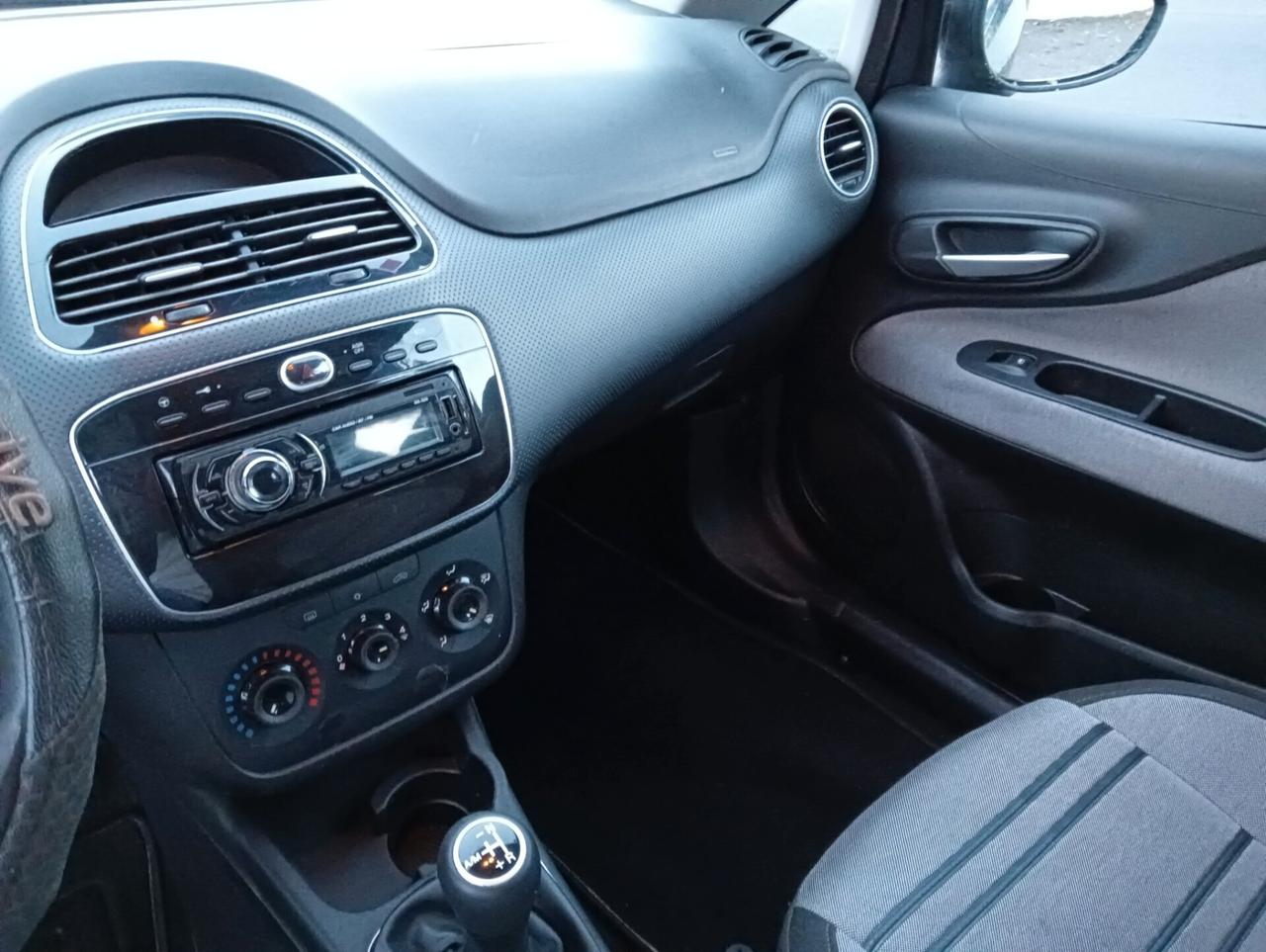 Fiat Punto Evo 1.3 Mjt 90 CV LEGGI DESCRIZIONE