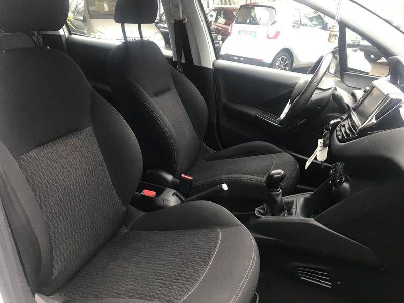 Peugeot 208 PureTech 82 5p. GPL Allure