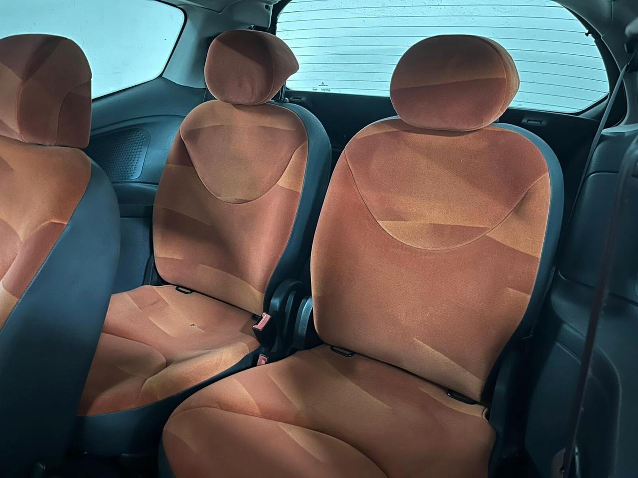 Citroen C2 1.1 - IDEALE X NEOPATENTATI - 2004