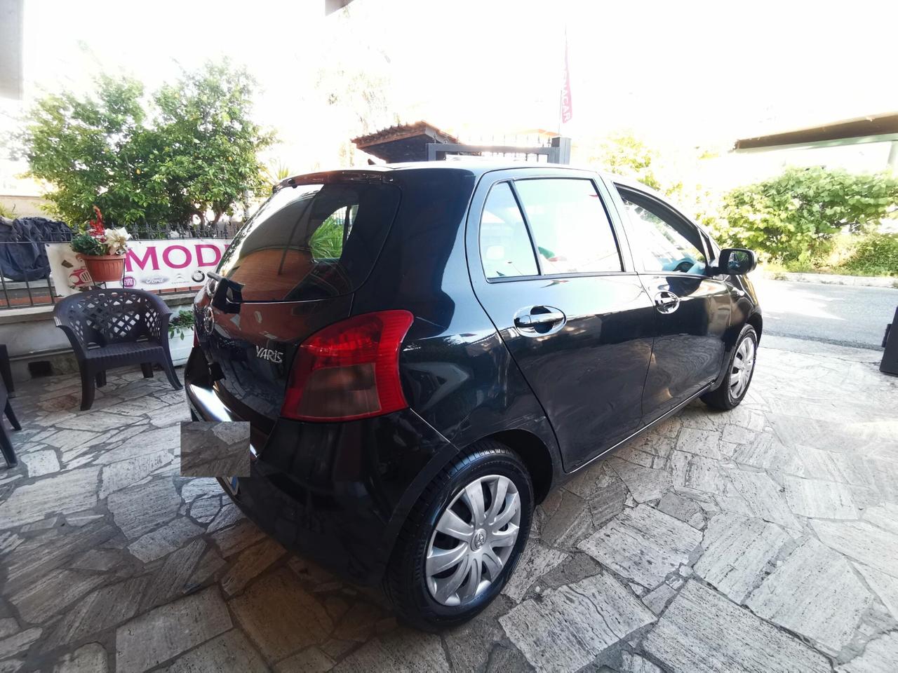 Toyota Yaris 1.3 5 porte Sol