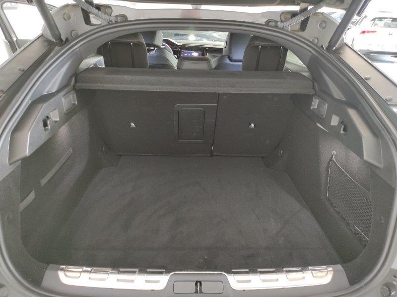 PEUGEOT 408 - 408 Hybrid 136 e-DCS6 GT