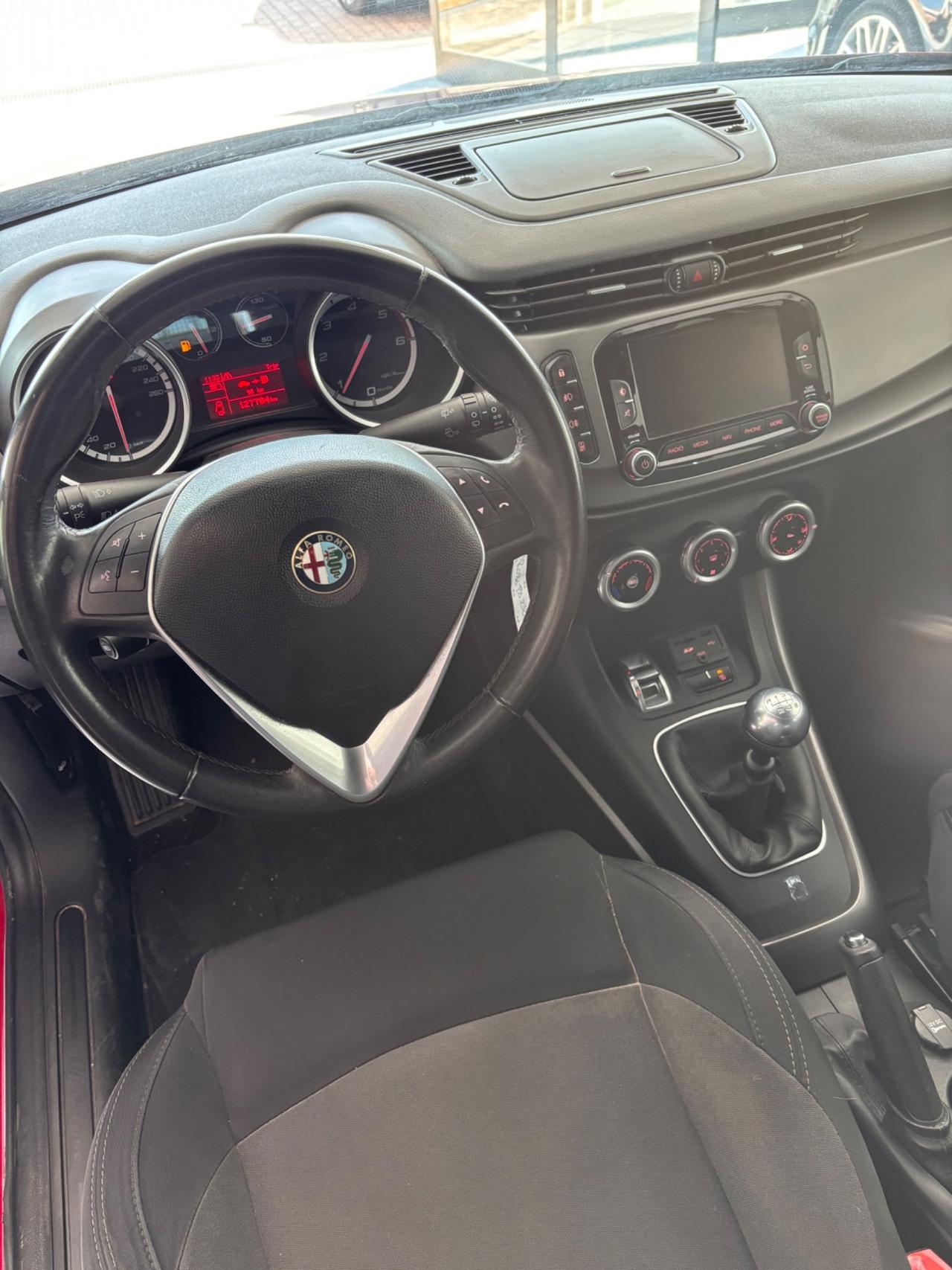 Alfa Romeo Giulietta 1.6 JTDm-2 120 CV Exclusive